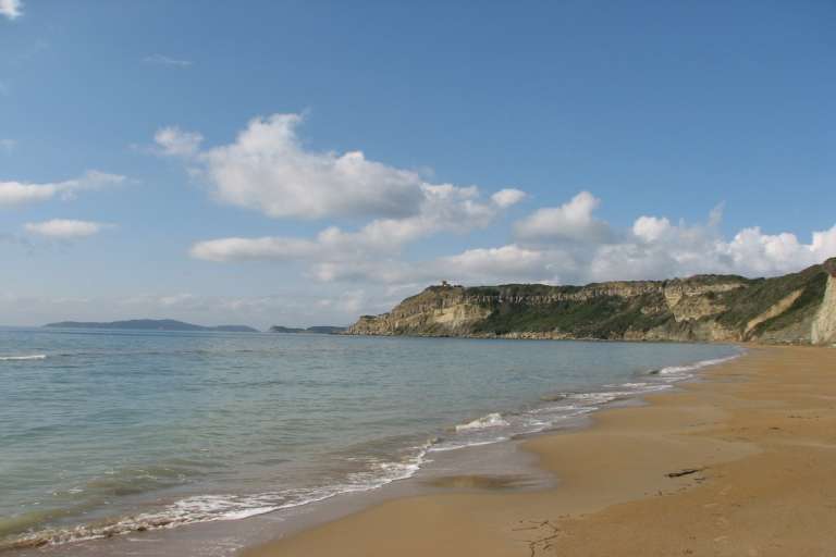 Arrilas beach